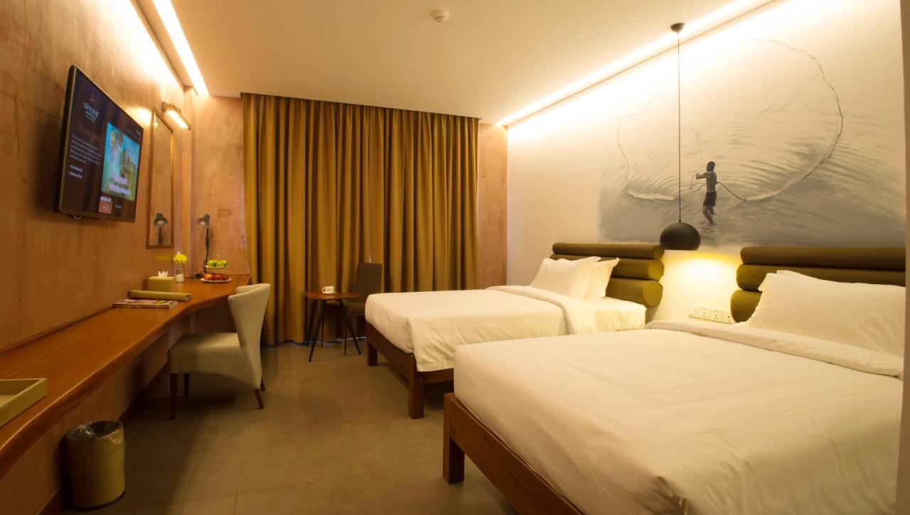Almond Hotel Bassac River Phnom Penh Eksteriør bilde