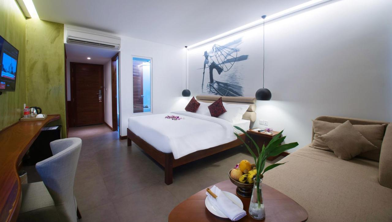 Almond Hotel Bassac River Phnom Penh Eksteriør bilde