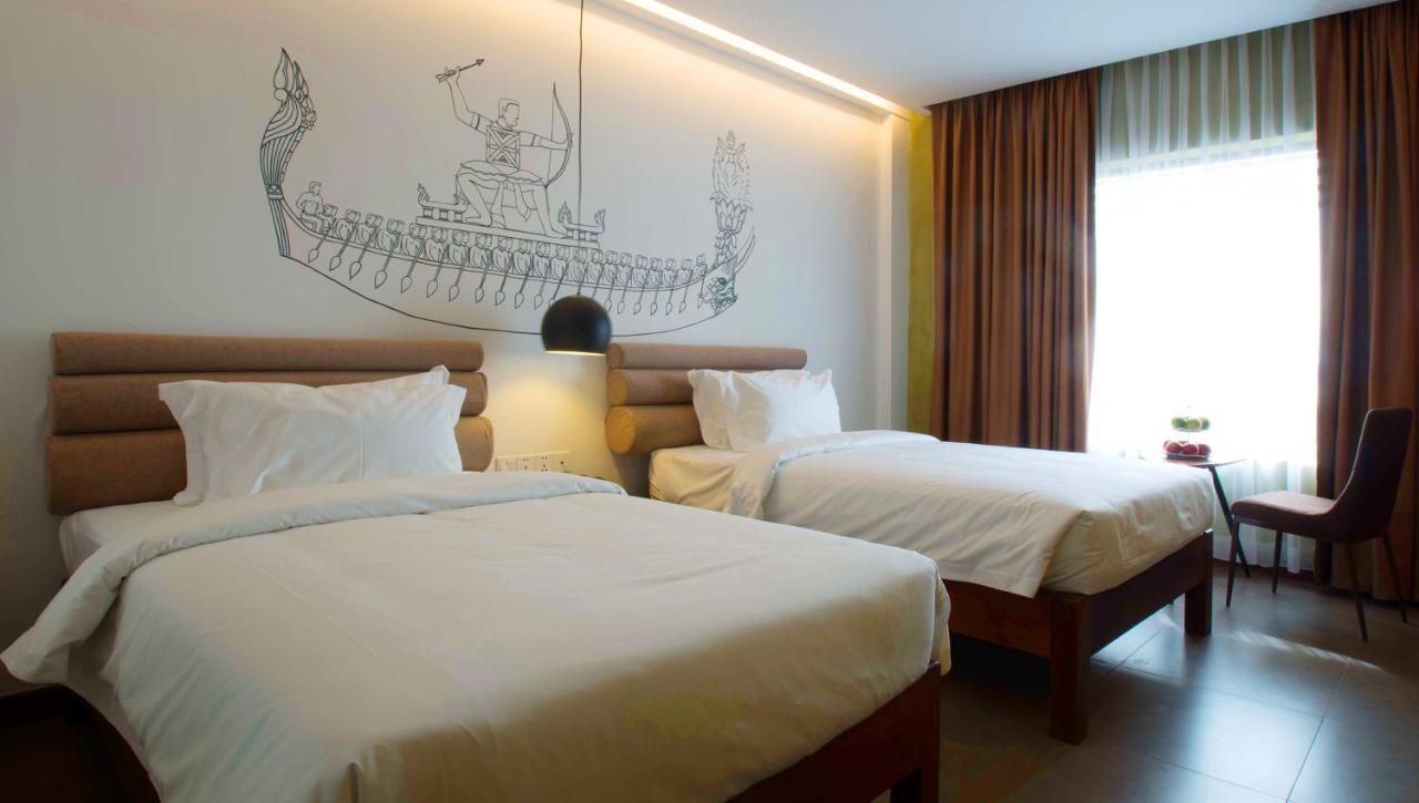 Almond Hotel Bassac River Phnom Penh Eksteriør bilde